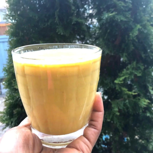Turmeric Smoothie with Mango